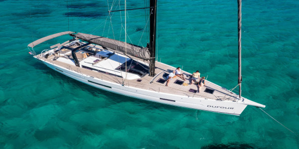 Cala Tarida Retreat Weekly Charter i Ibiza, Spanien