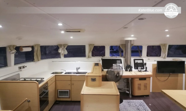 Catamaran offer half day charters Baja-California Mexico