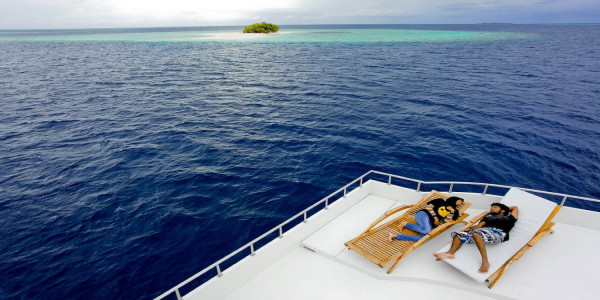 Discover Fotteyo Kandu Weekly Charter Male, Maldives