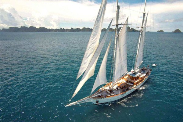 46m wooden gulet charter offer Moyo-Island Indonesia