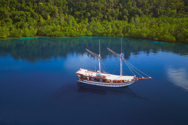 All inclusive gulet charter Bali Indonesia
