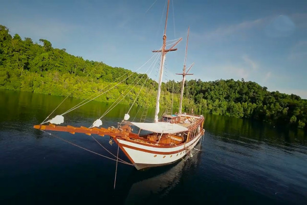All inclusive gulet charter Alor Indonesia