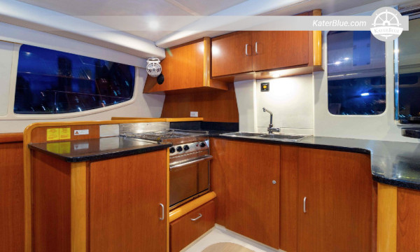 Leopard catamaran half day charter Rosario-Islands Colombia