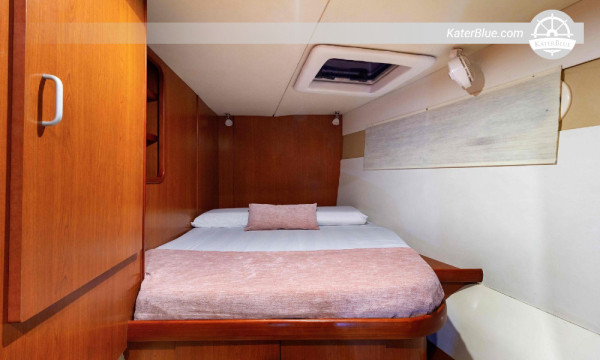 Luxury catamaran half day charter Cartagena Colombia