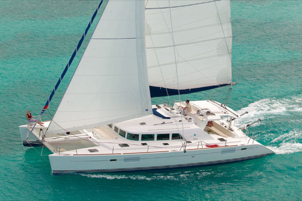 Lagoon catamaran half day charter Rosario-Islands Colombia