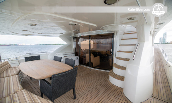 Luxury motor yacht half day charter Cartagena Colombia