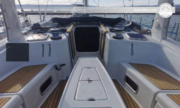 Sailing yacht overnight charter Rio-Diablo Panama