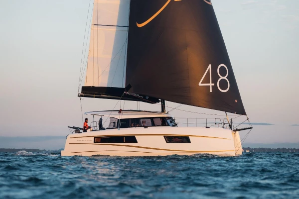All inclusive overnight catamaran charter San-Blas Panama