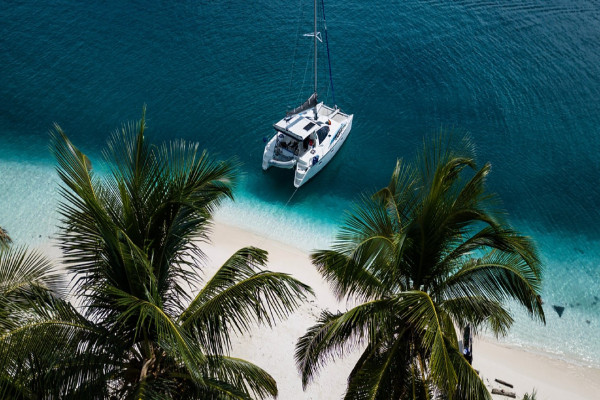 Lagoon catamaran charter offer Guna-Yala San-Blas Panama