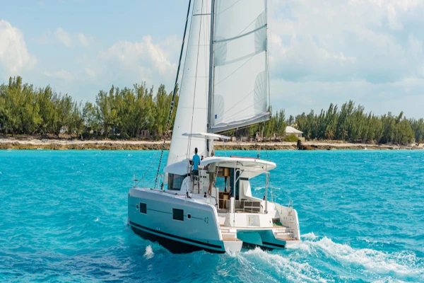 Fully equipped catamaran charter Pelican-Island Panama