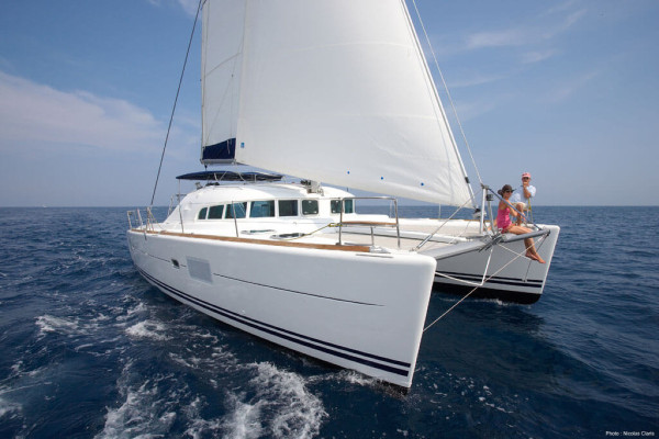 Fully catered charter offer Isla-Nuinudup San-Blas Panama