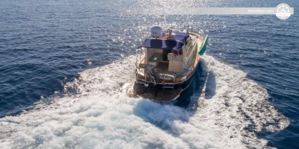 Skippered Day Charter do Marina Piccola Sorrento, Itálie