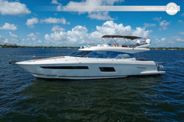 Aluguel de lancha de luxo de 55 pés com tripulação para meio dia em Star Island, Miami.