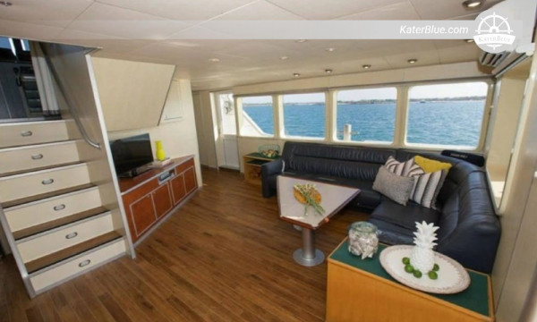 Fully catered Austral yacht charter Seminyak Bali
