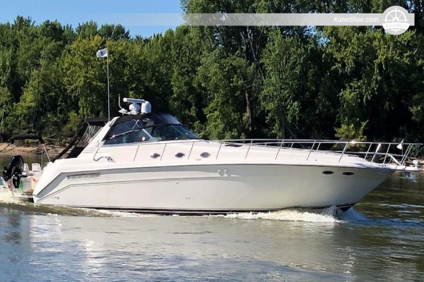 Crewed 50ft luxury half day charter Haulover-Sandbar Miami