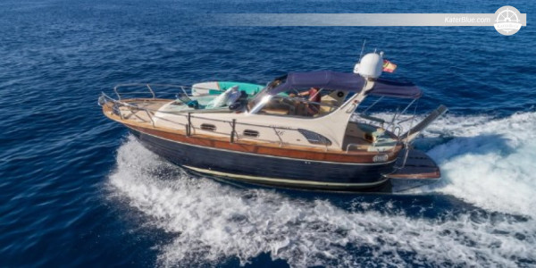 Denní charter s kapitánem do Positana v Sorrentu v Itálii