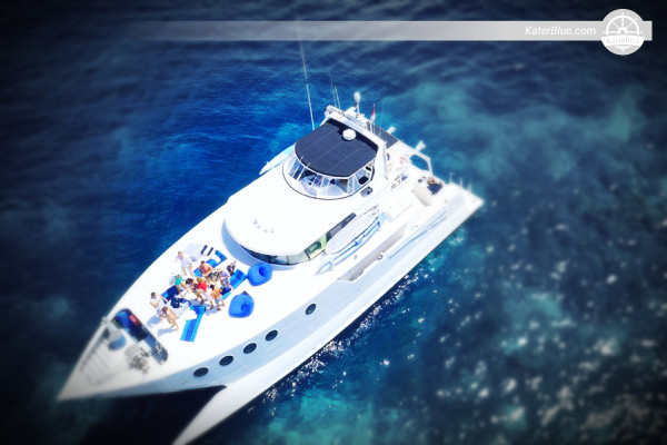 Luxury vessel sailing vacation Tuban Bali