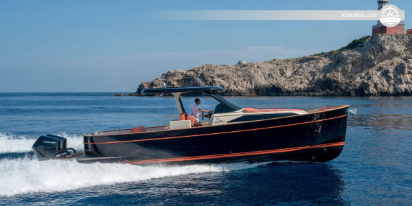 Marina Piccola Paradise Skippered Day Charter Sorrento, Italy