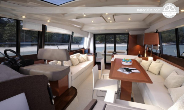 Luxury motor yacht day charter Virginia-Key Miami
