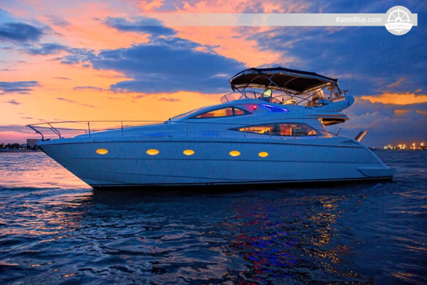 Fully catered Aicon 56 yacht charter Nusa-Penida Bali