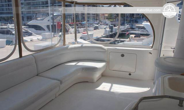 Crewed 50ft luxury half day charter Sands-Key Miami