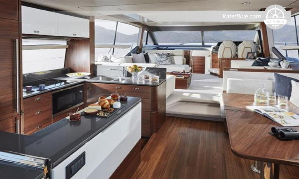 All Inclusive Day Charter Grotta Fenestrella Sorrento, Italy