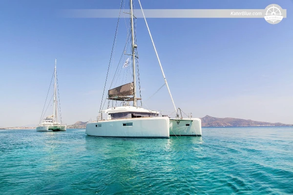 Crewed sailing vacation offer Espiritu-Santo Mexico