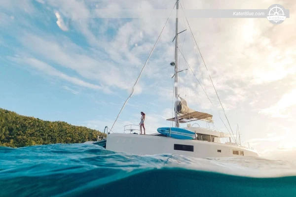 Luxury catamaran day charter Puerto-Escondido Mexico