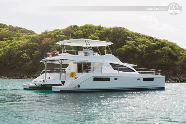 Leopard catamaran offer sunset charter Playa-Blanca Colombia