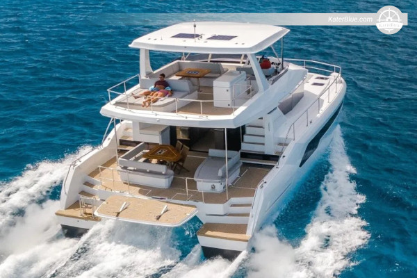51ft catamaran sunset charter offer Playa-Azul Colombia