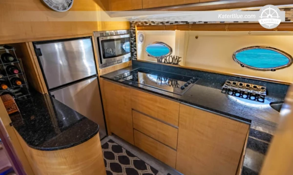 Crewed motor yacht charter Virginia-Key United States