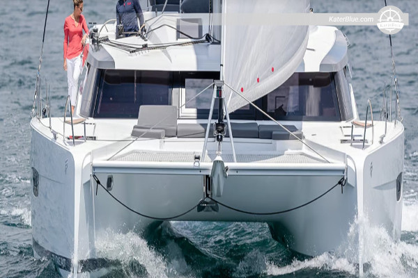 Aluguel de catamarã de 45 pés para pernoite na Flórida, Estados Unidos.