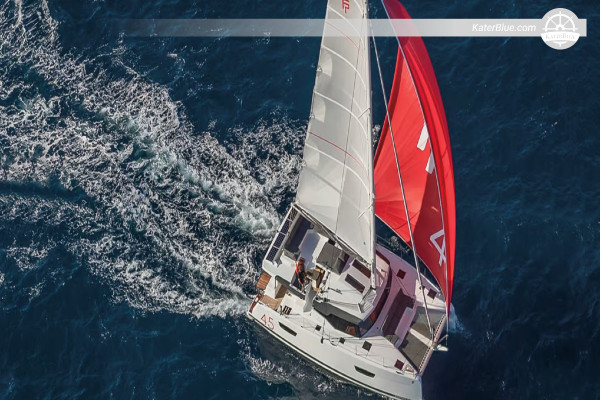 Aluguel de catamarã Elba de 45 pés com tripulação para passeios diurnos em Miami, Estados Unidos.