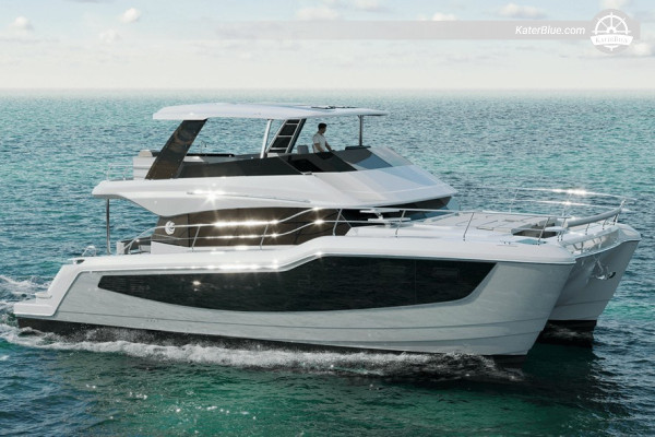 Pelayaran matahari terbenam dengan yacht sepanjang 50 kaki di Lido-Key, Sarasota, Amerika Serikat.