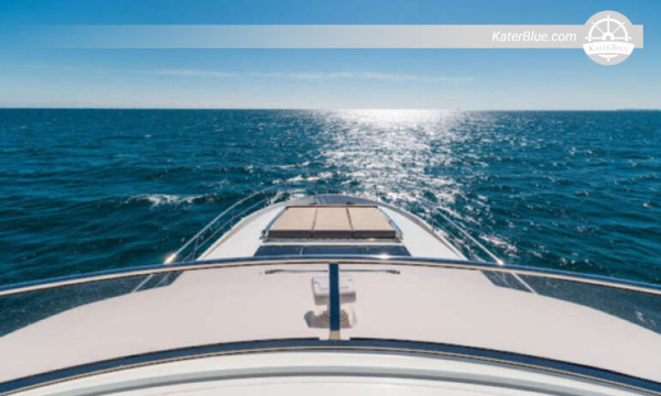 Overnight luxury cruise Looe-Cay-Florida United-States
