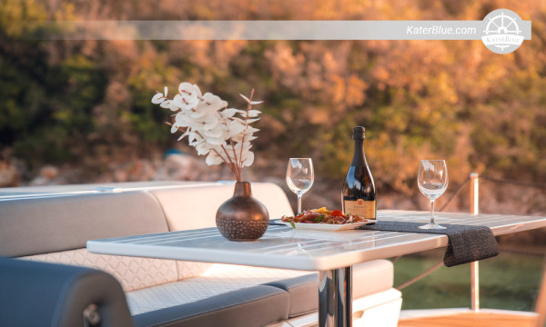 Stomorska Weekly Charter Experience Seget Donji, Croatia