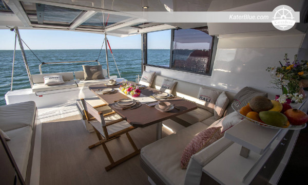Bali vessel weekly bareboat charter La-Paz Mexico