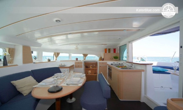 Lagoon catamaran bareboat day charter offer La-Paz Mexico