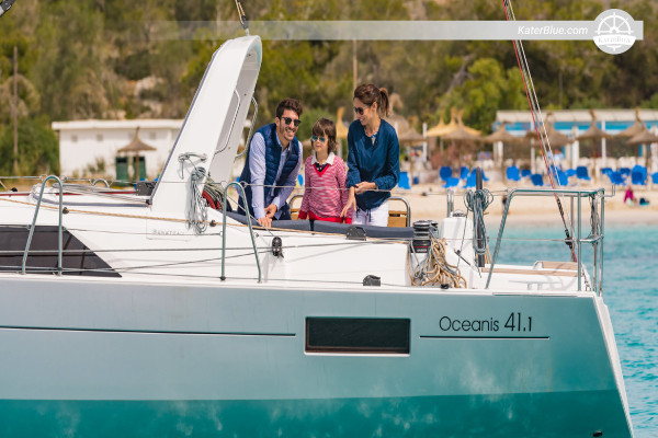 Beneteau sailing yacht bareboat charter offer La-Paz Mexico