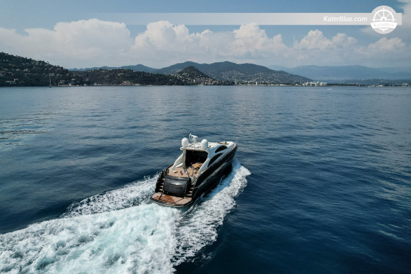 Skippered yacht day cruise offer La-Guerite Cannes France