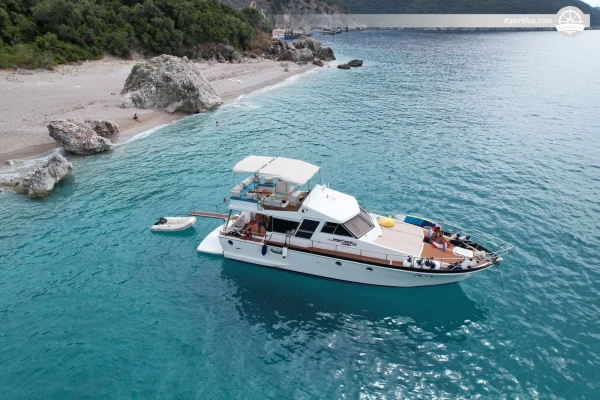 Sail into Luxury: Apreamare 54 Motor Yacht, Durres, Albania