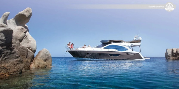 Jelajahi Kepulauan Pakleni dengan Weekly Bareboat Charter Hvar, Kroasia