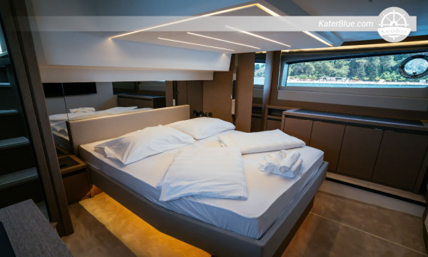 Cruise the Pakleni Islands Weekly Charter, Kastela, Croatia
