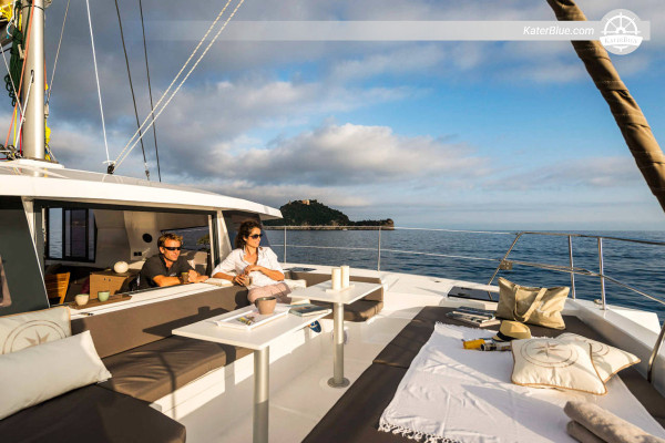 Luxury catamaran crewed charter offer Marmaris Turkey