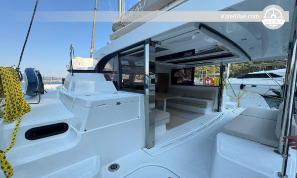 Luxury catamaran crewed charter offer Marmaris Turkey