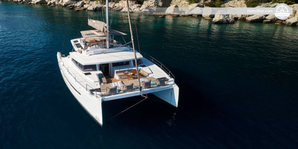 Ischia'yı Keşfedin Haftalık Kaptanlı Tekne Turu Bali 5.4 Sardinya, İtalya