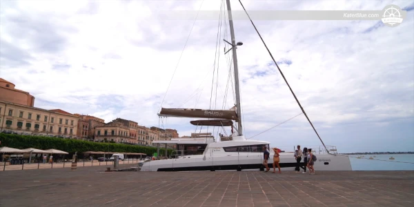 Weekly Skippered Charter Positano Bali 5.4 Capo-d'Orlando, Italy
