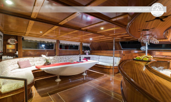 Wooden gulet overnight voyage Uzun-Liman Bodrum Turkey