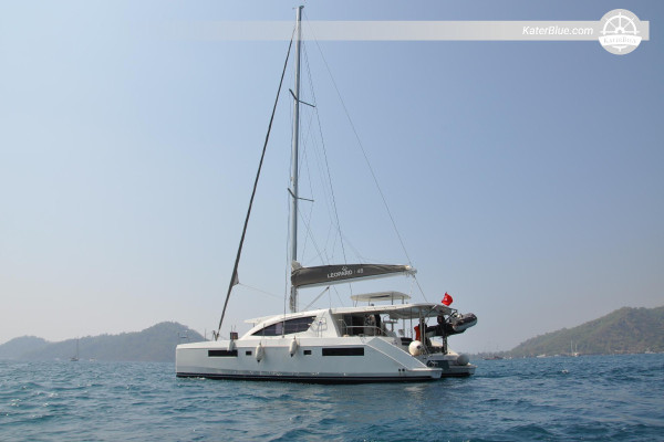 Ideal catamaran crewed voyage Selimiye-Marmaris Turkey