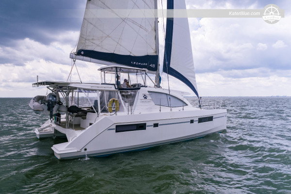 Crewed 48ft yacht weekly cruise Mermerli-Antalya Turkey